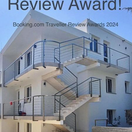 Guesthouse - Hotel California Novalja Exterior photo